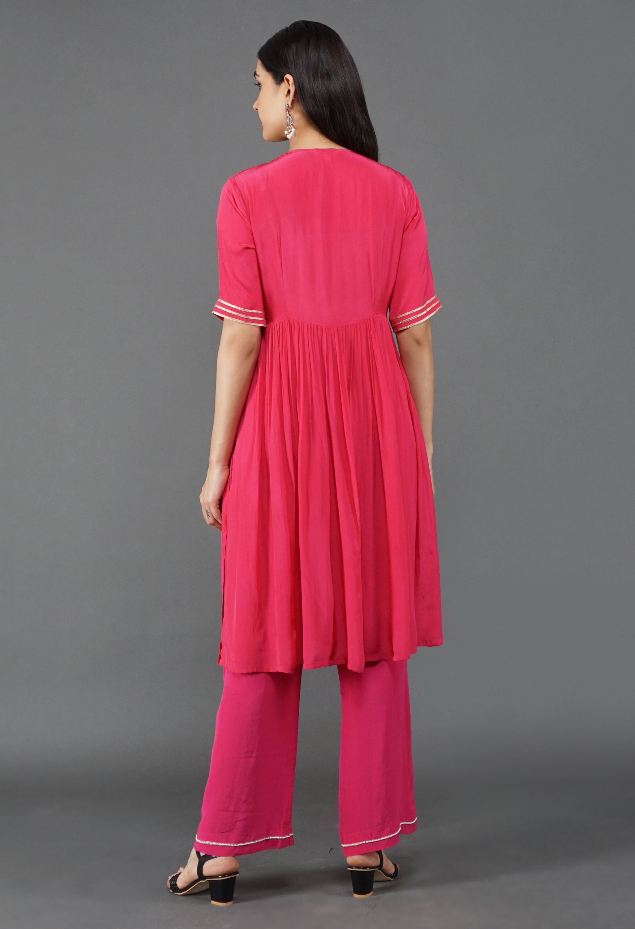 Aaliya Crepe Kurta Set | Crepe Kurta Set Online for Women