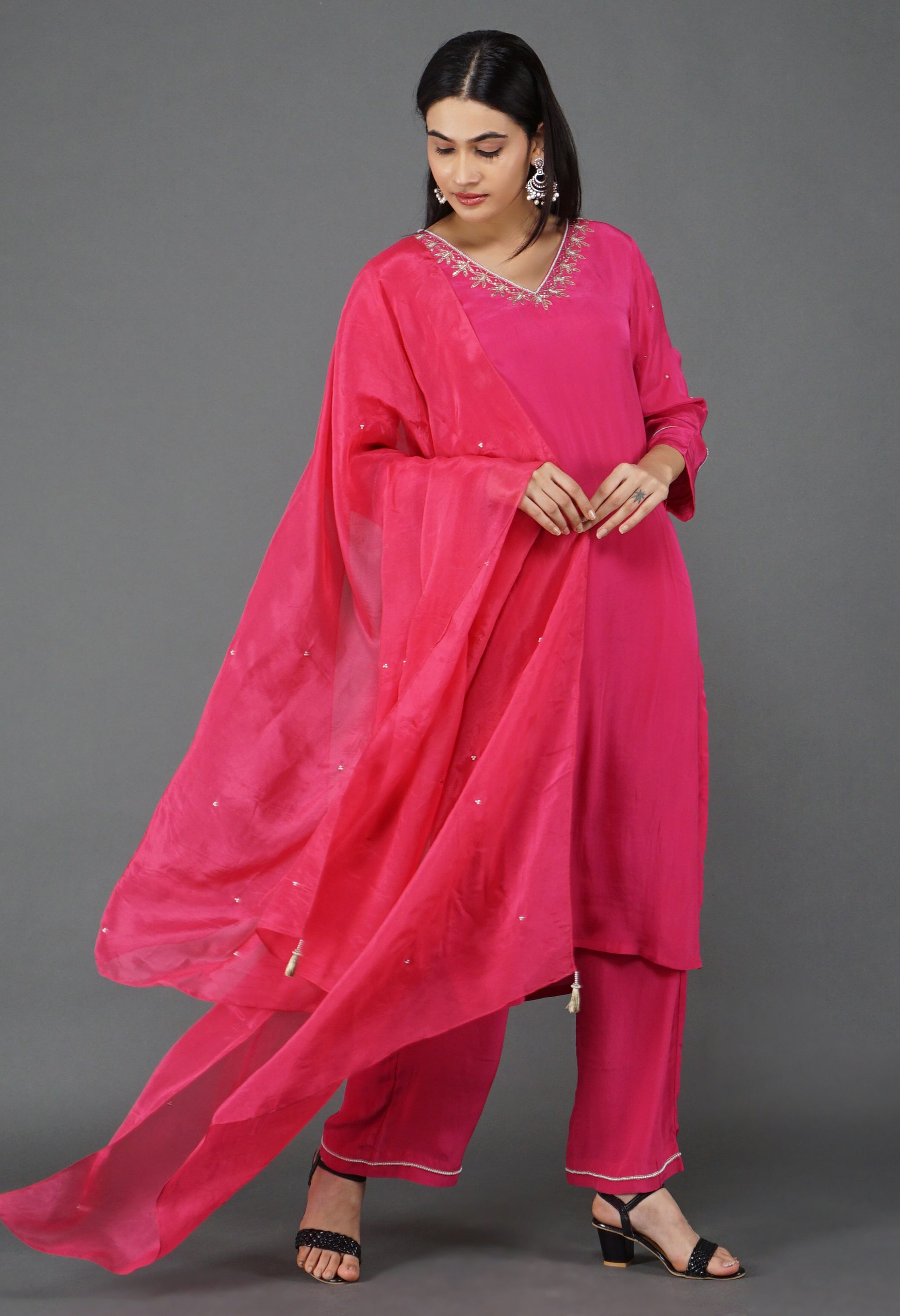 Rani Gulabi Crepe Duptta Set | Pink Kurta Set For Women With Dupatta