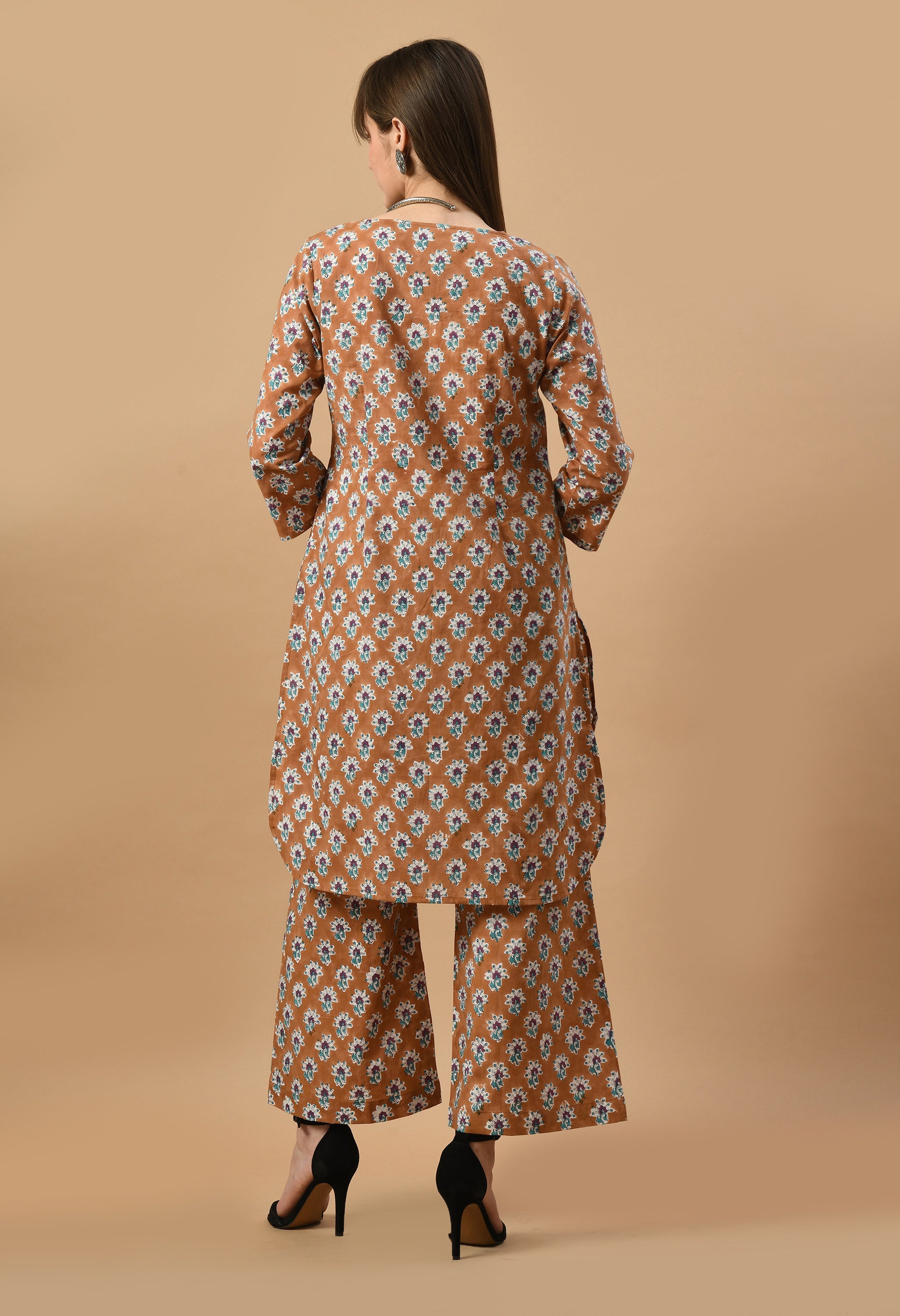 bagru-buti-hand-block-cotton-kurta-set