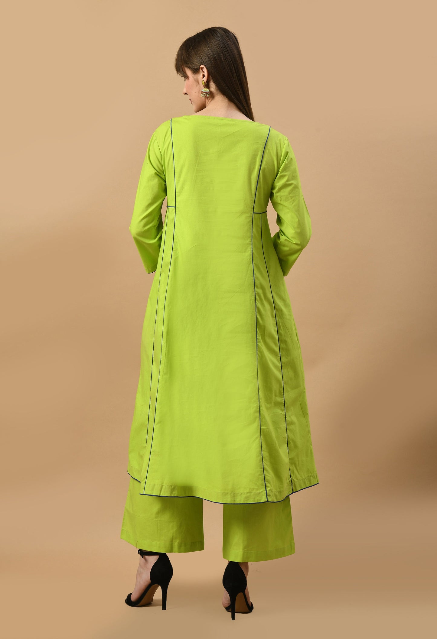 harabhara-panel-kurta-set