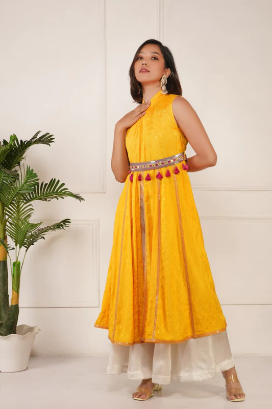 Gerua Ethnic Kurta Set | Buy Gerua Kurtas Sets Online