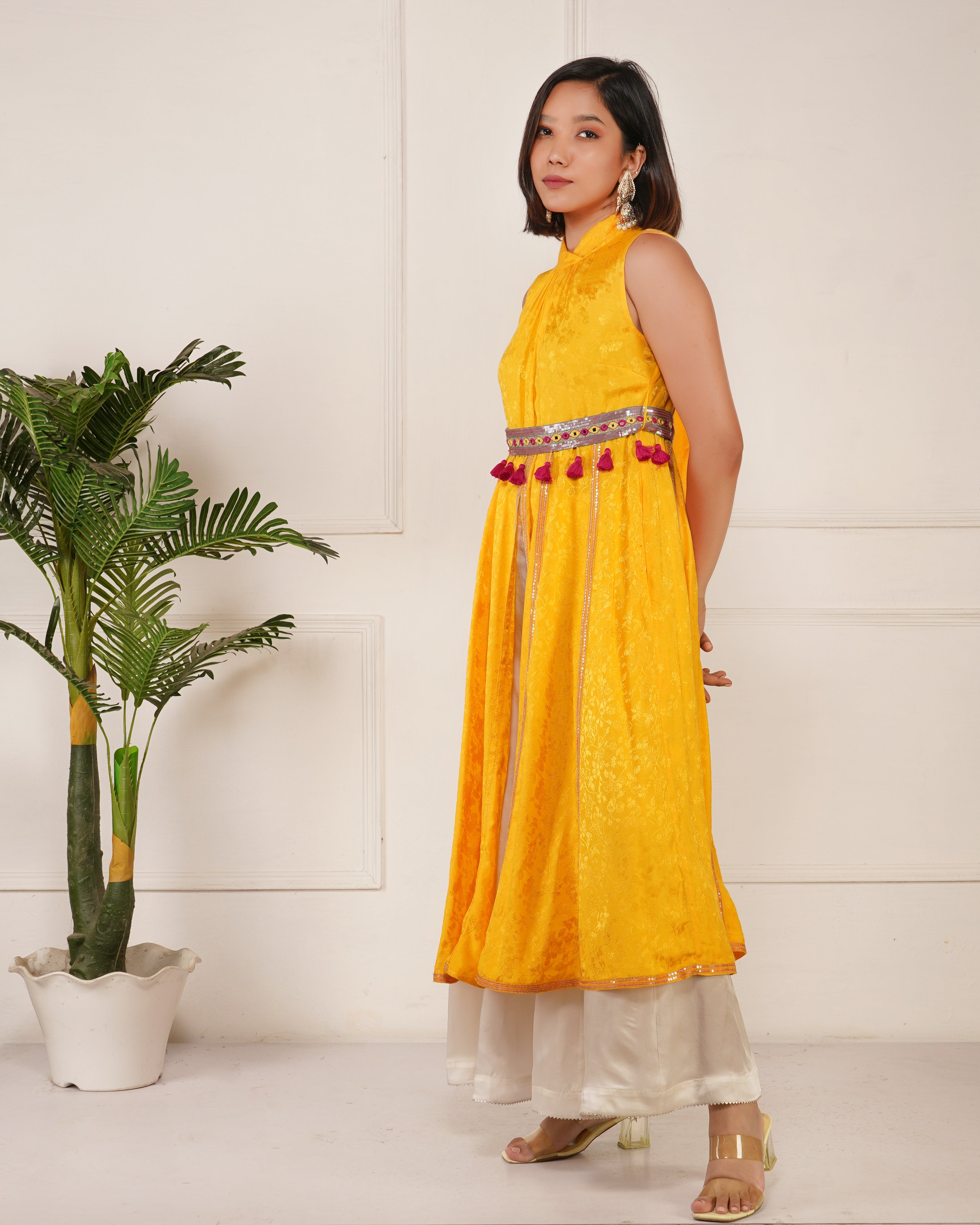 Gerua Ethnic Kurta Set | Buy Gerua Kurtas Sets Online
