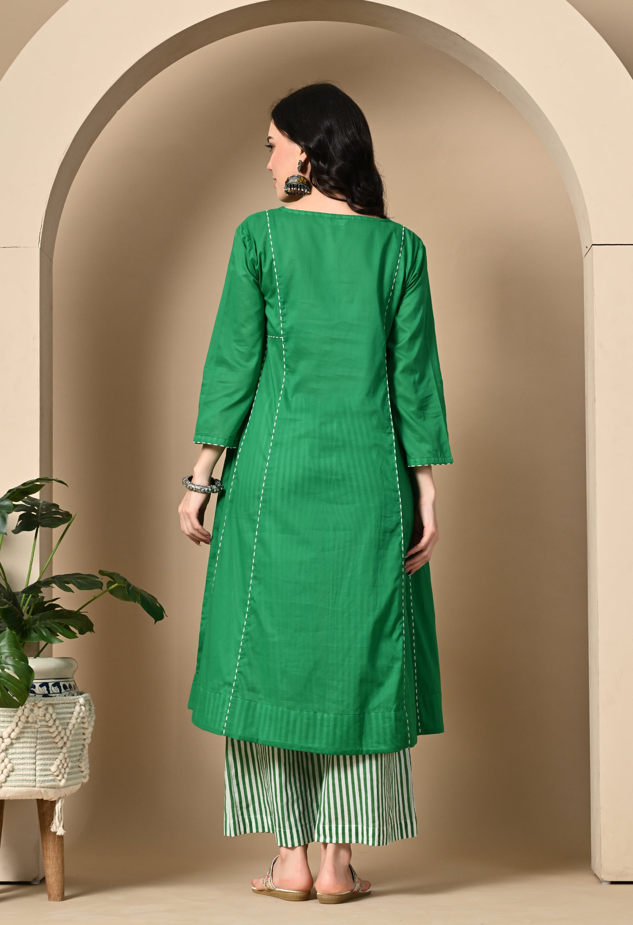 MALA GREEN PANEL KURTA SET