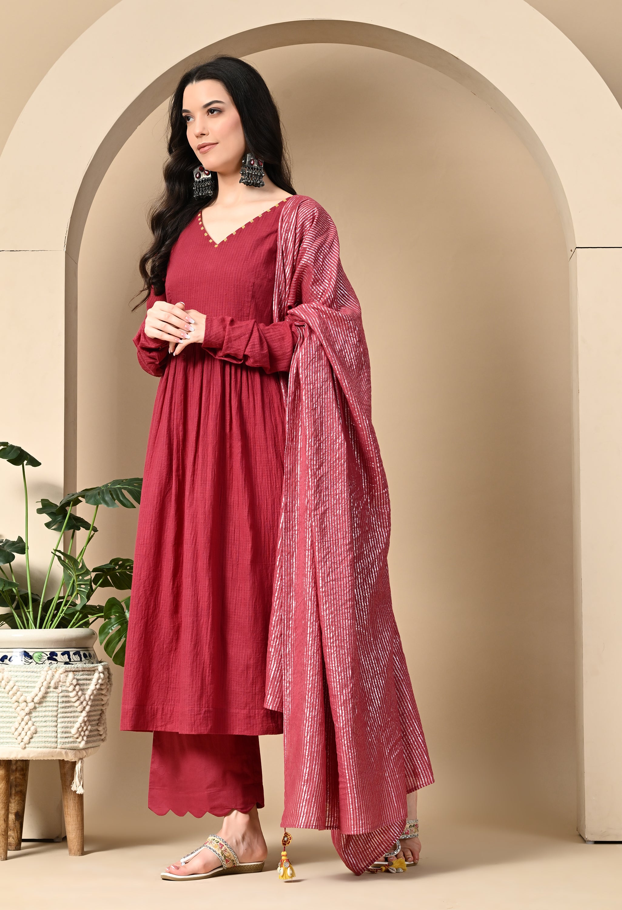 RED BERRY DORIYA KURTA SET