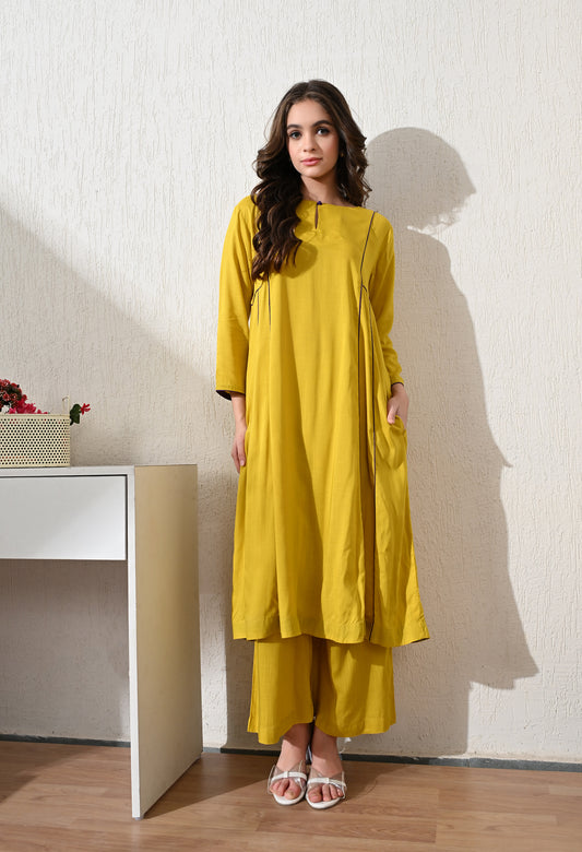 YELOW BITE REYON KURTA SET