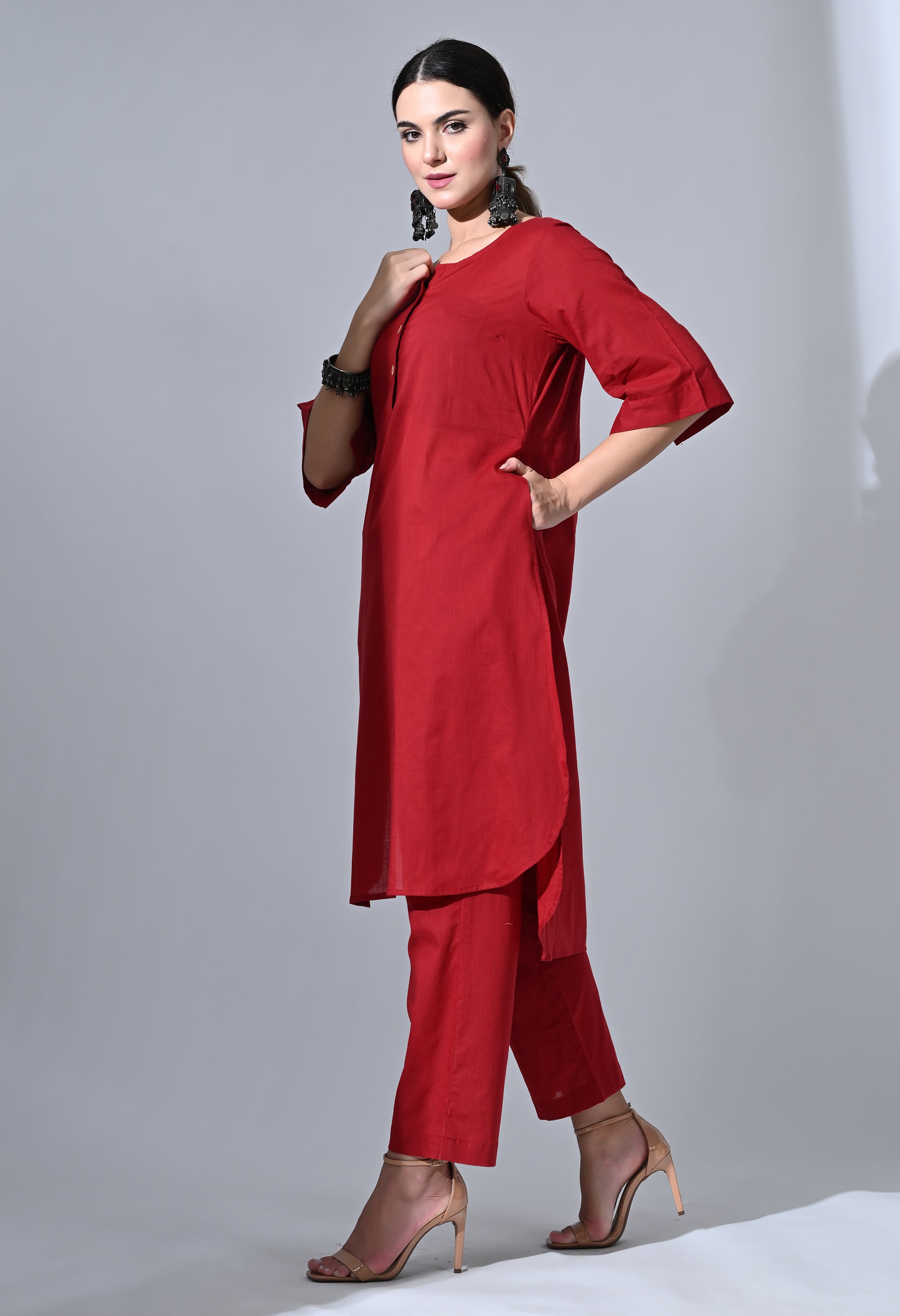 RED BEAUTY KURTA SET