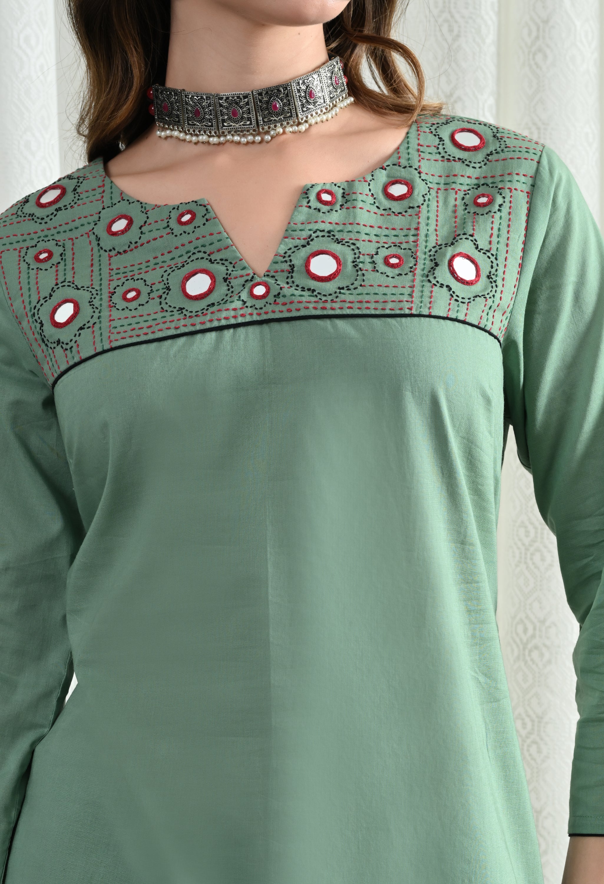 MIRROR KANTHA KURTA SET