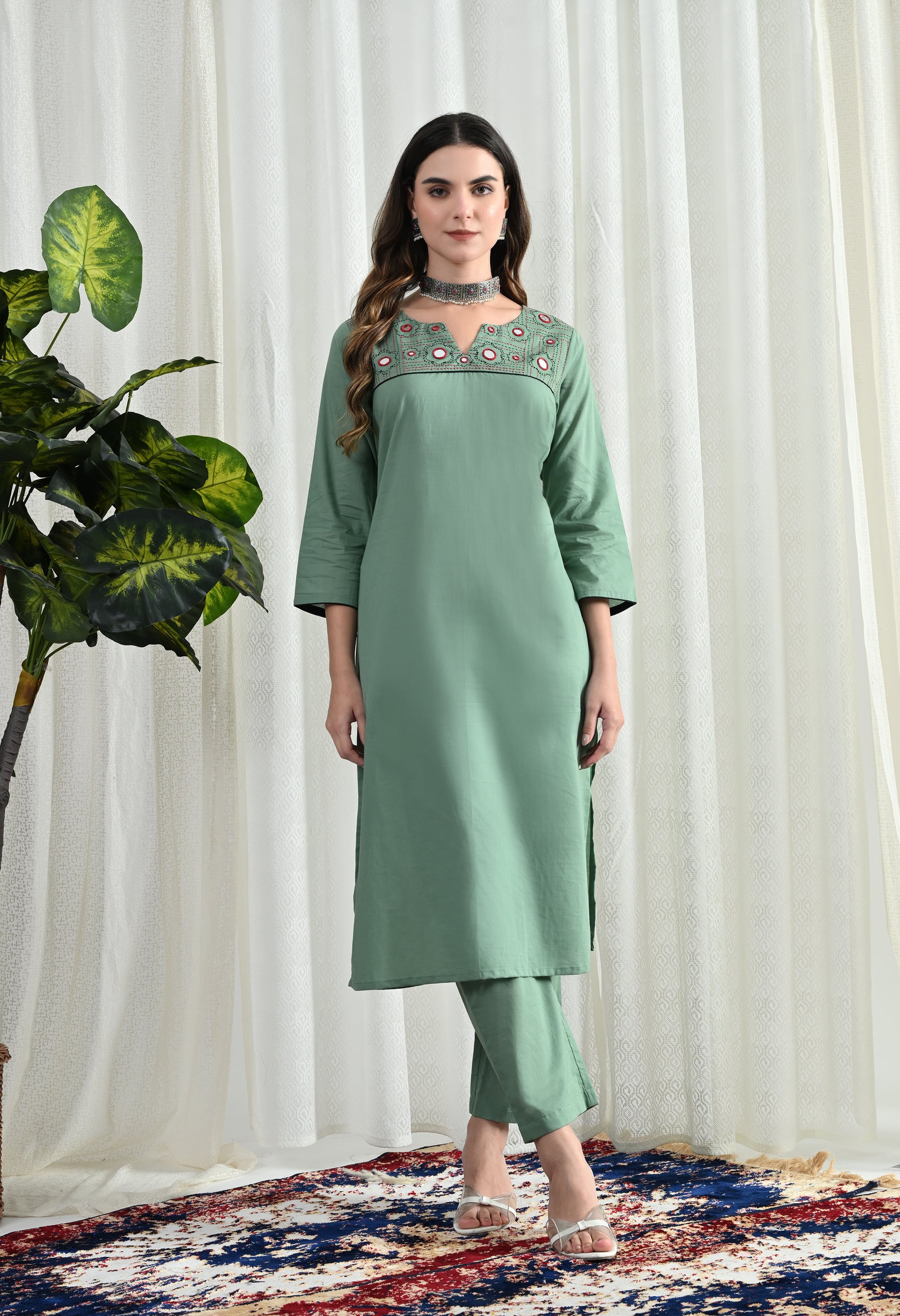 MIRROR KANTHA KURTA SET