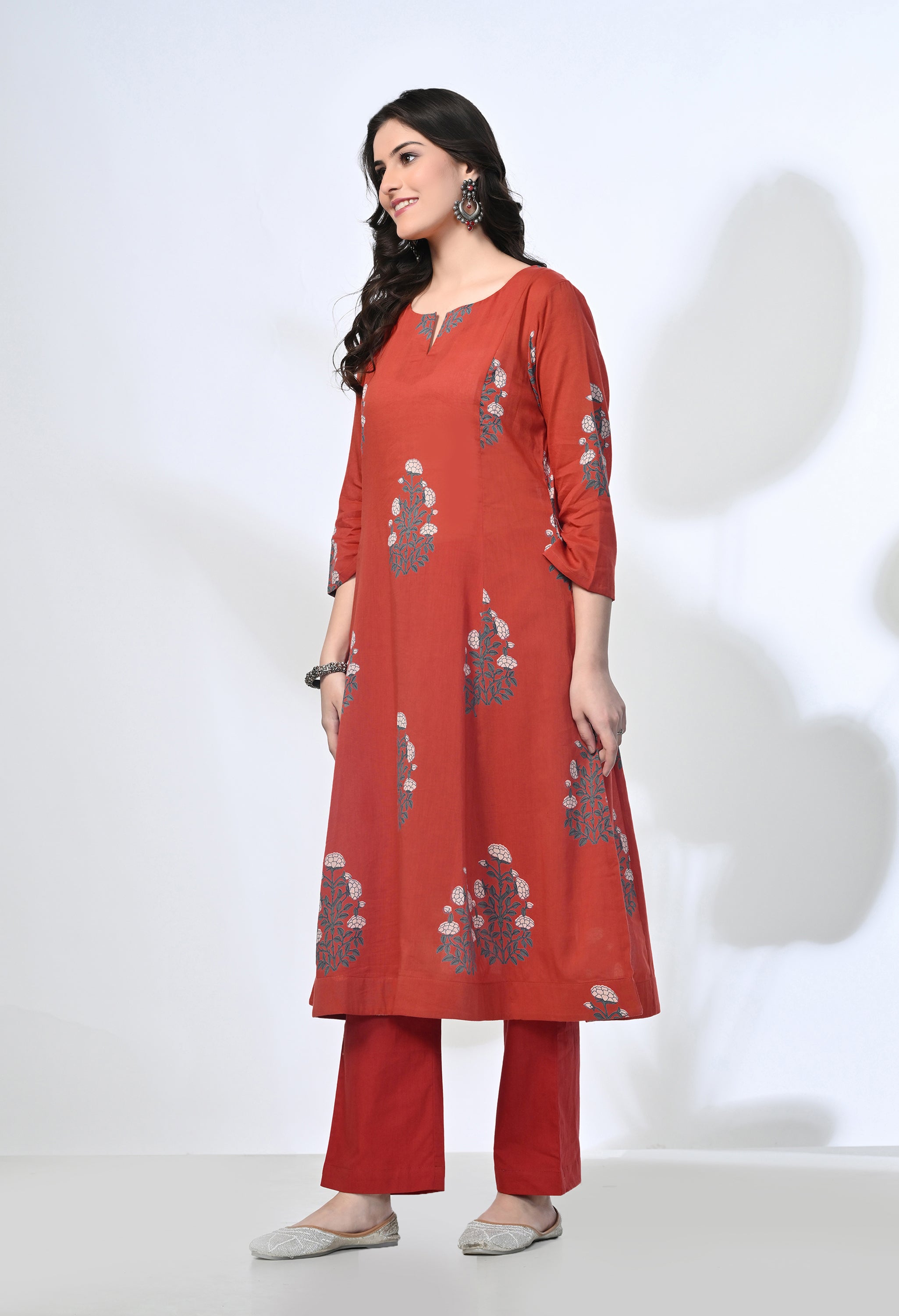 BELLBUTTA HANDBLOCK KURTA SET