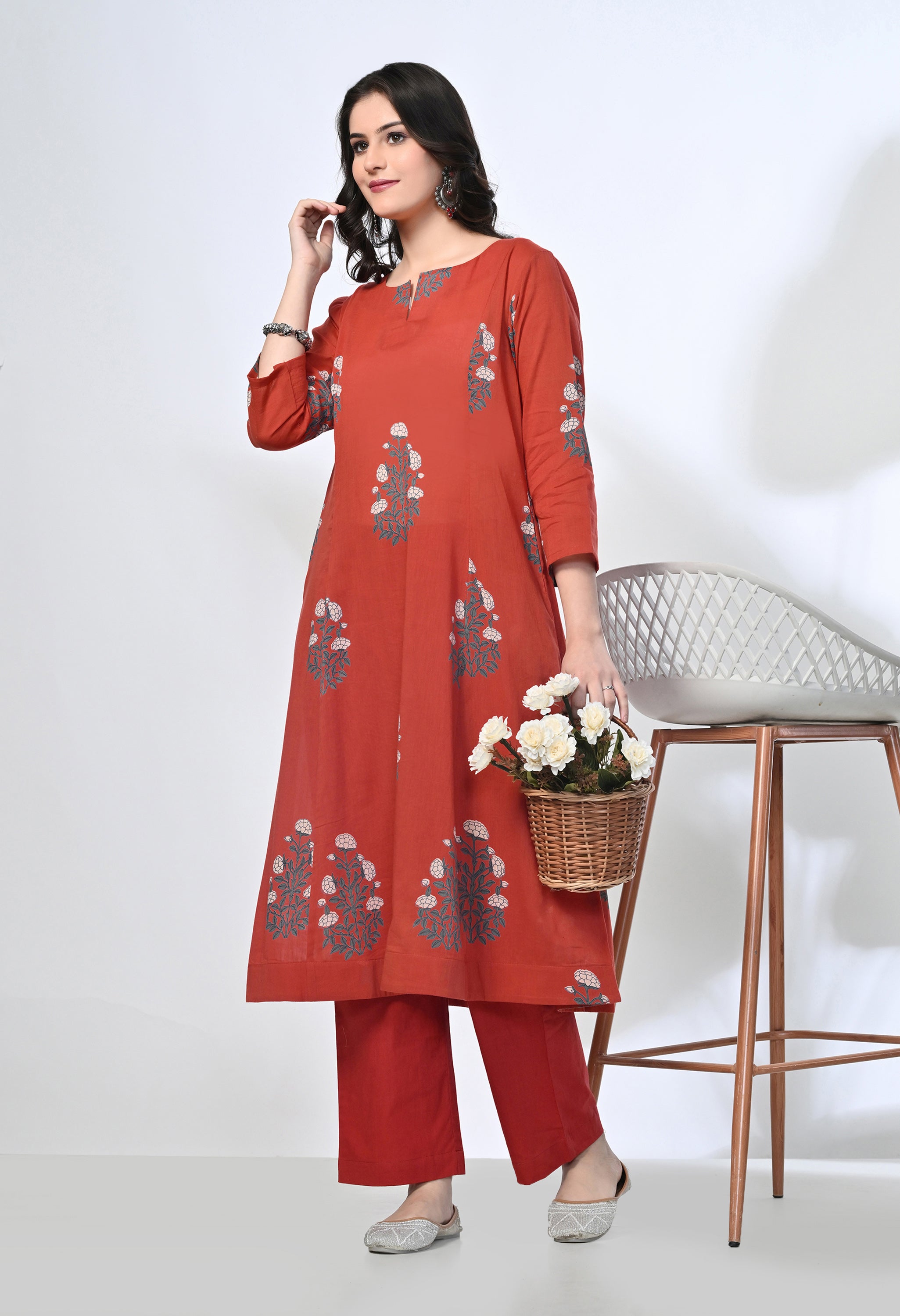 BELLBUTTA HANDBLOCK KURTA SET