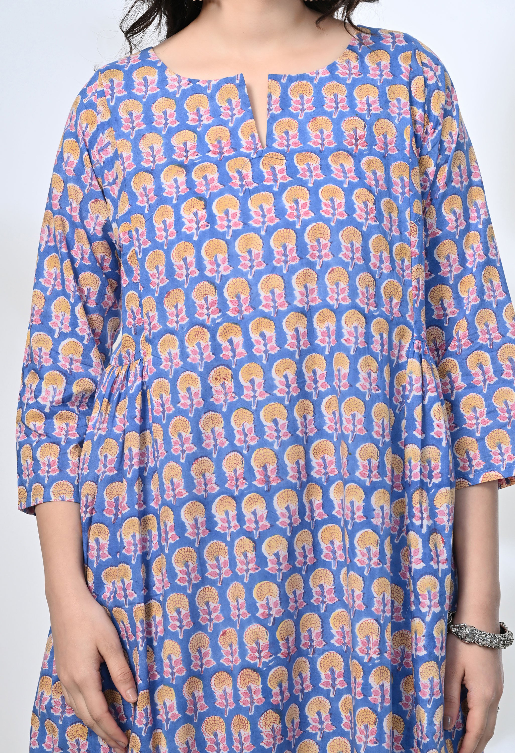 ROZAANA COTTON KURTA SET