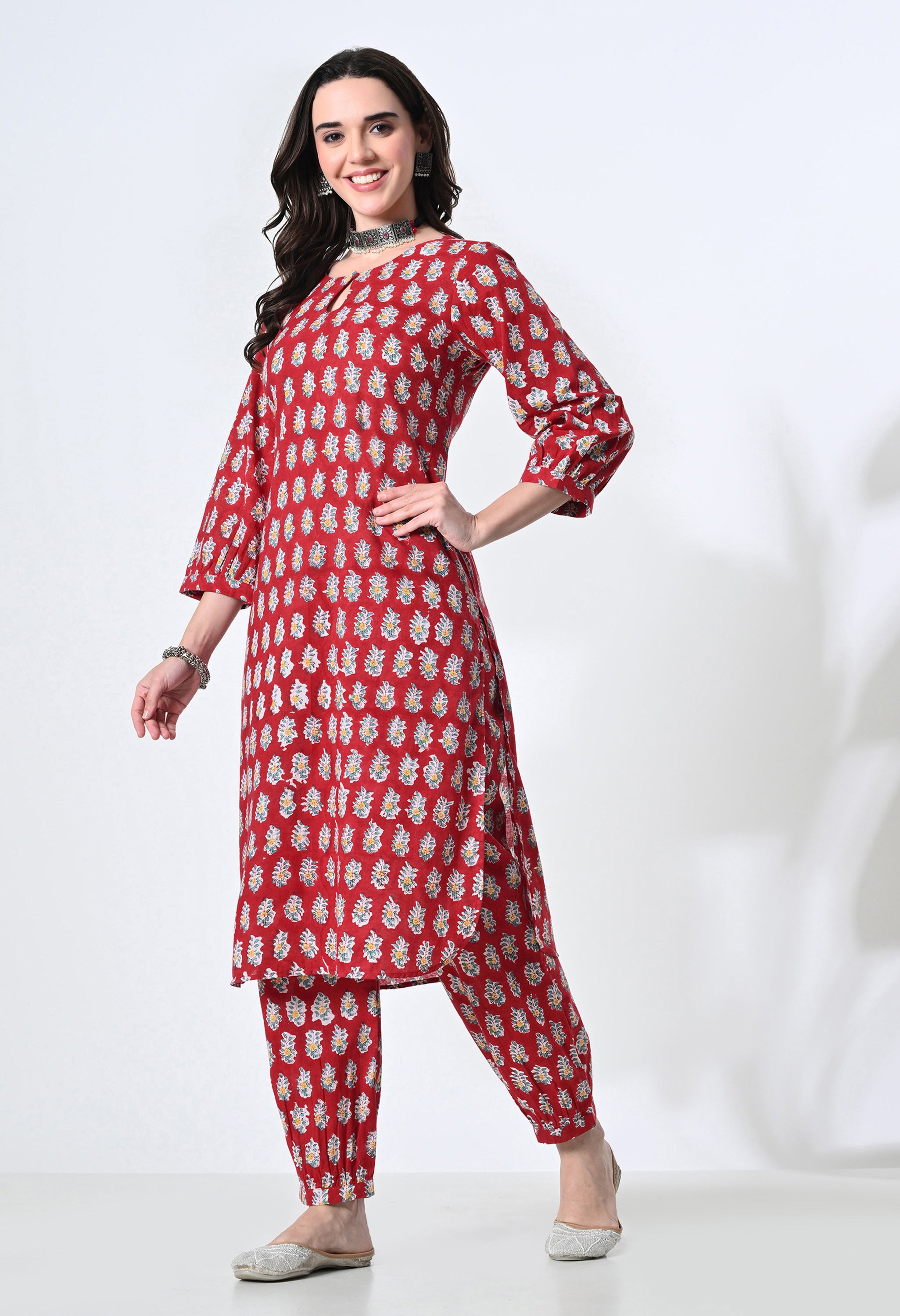 RED HANDBLOK KURTA SET