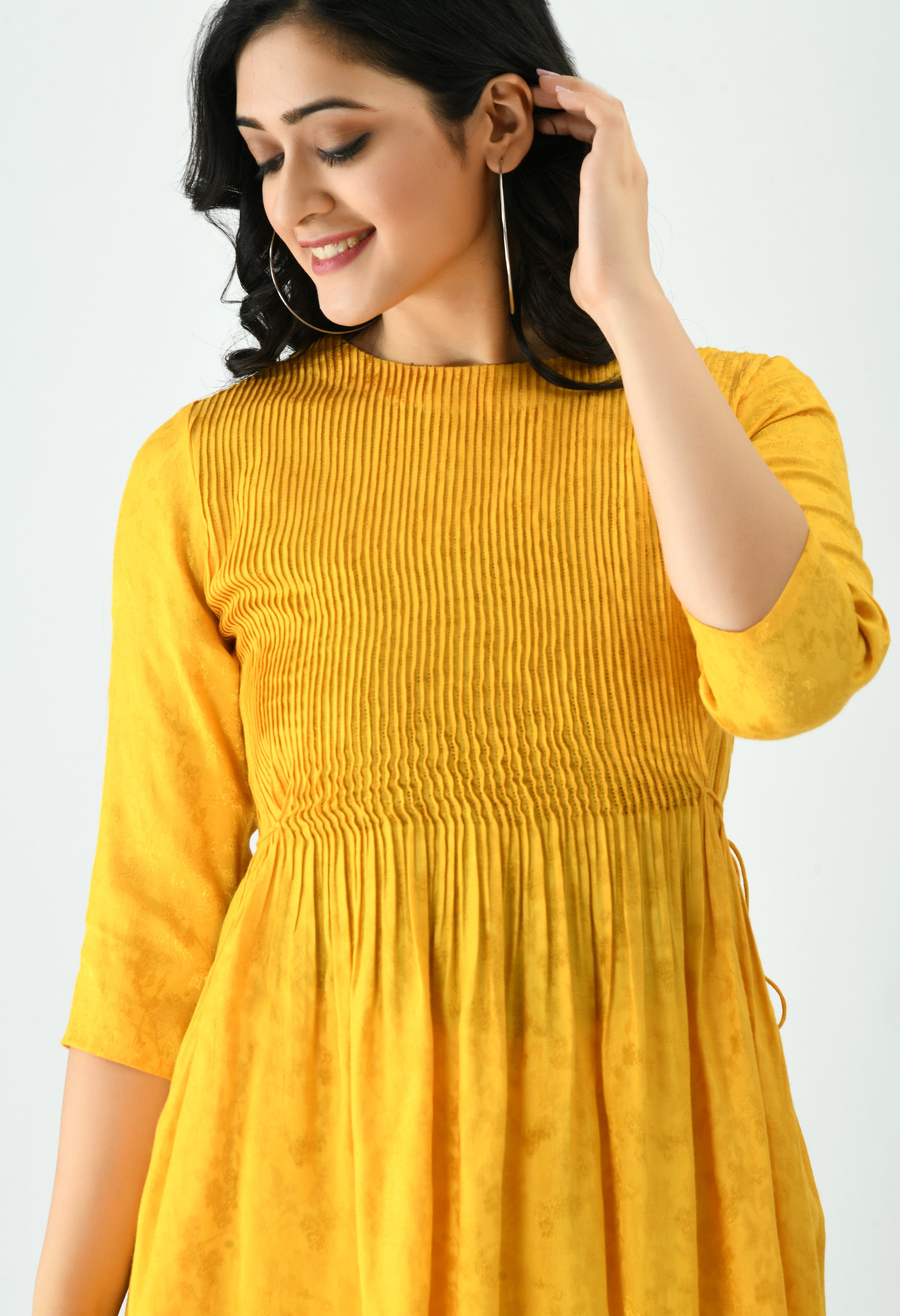 PINTUKS SOLID FLARED TUNIC TOP