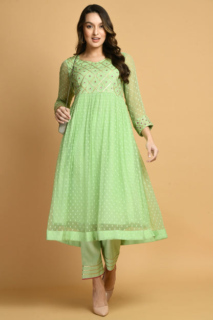 green-kashida-kurta-set-|-women-green-kurta-sets-online