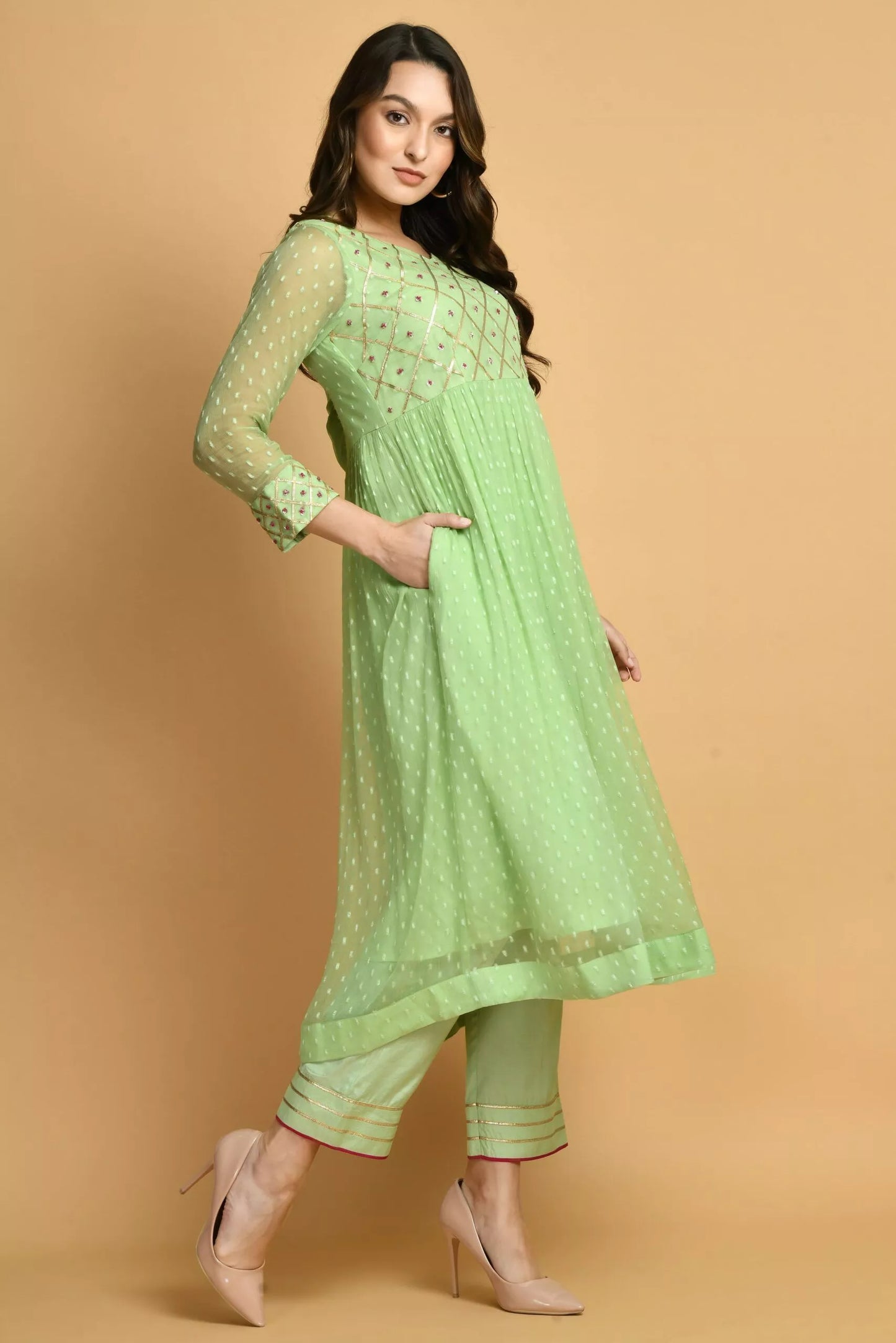 Green Kashida Kurta Set | Women Green Kurta Sets online