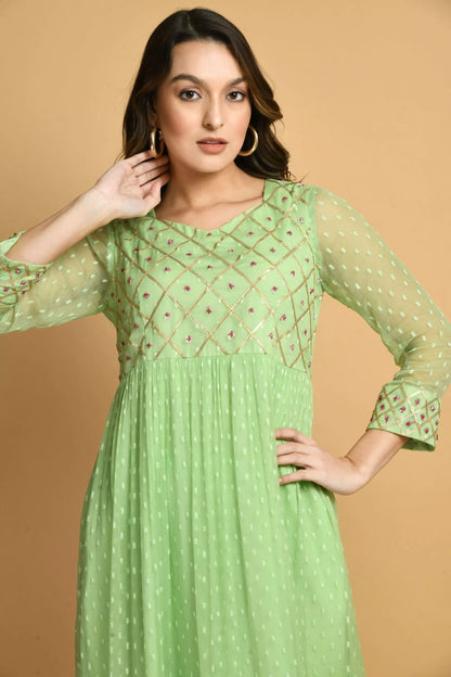 green-kashida-kurta-set-|-women-green-kurta-sets-online