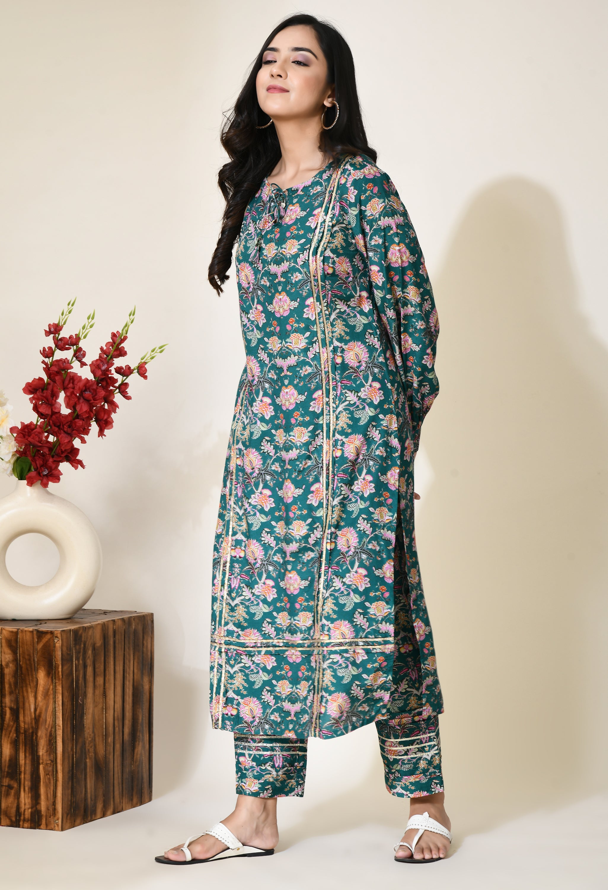 Hansika Gotapatti Kurta Set | Gota Patti Suit Online