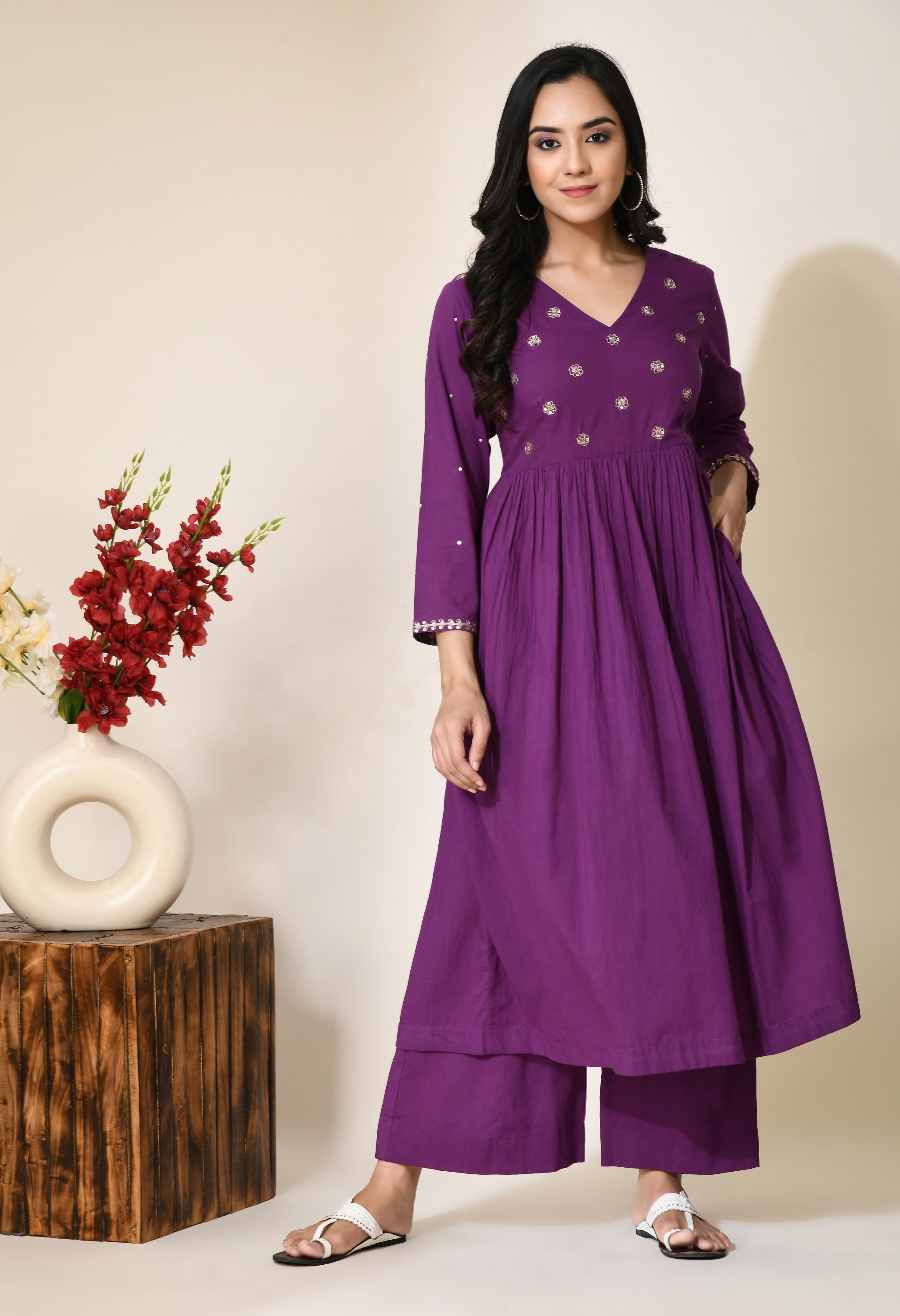 Roop Zari Aari Work Cotton Kurta Set | Aari Work Kurti Set